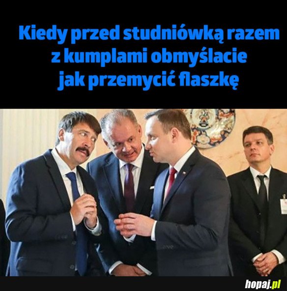 TUŻ PRZED STUDNIÓWKĄ