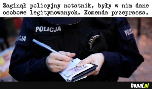 Policjant z Warszawy zgubił notatnik? Były w nim dane osobowe? Niemożliwe! 
