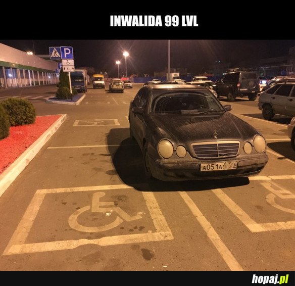 NA PARKINGU