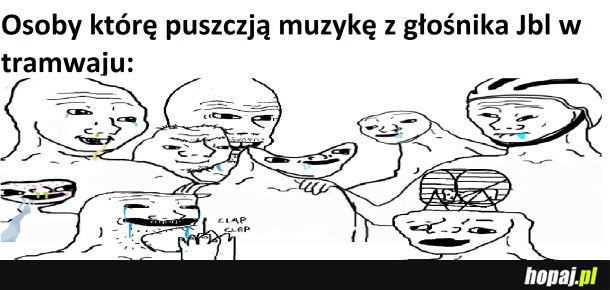 Osoby puszczające muzykę w tramwaju