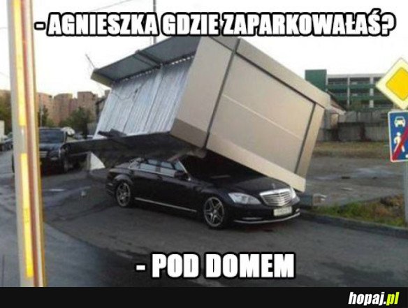 SPOKO, STOI POD DOMEM