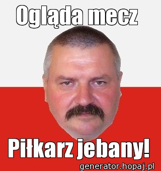 Ogląda mecz 