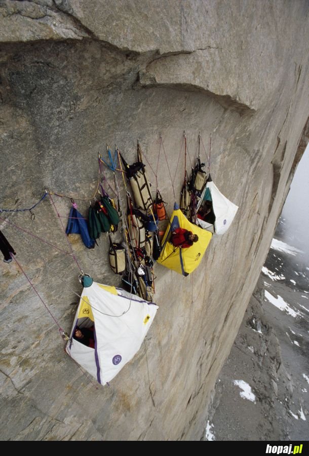 Na ch.. oni się tam wdrapywali