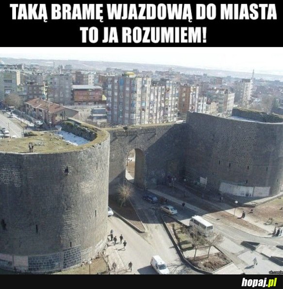 PORZĄDNA BRAMA WJAZDOWA