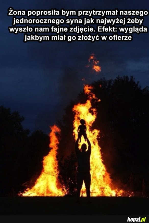 ZDJĘCIE NAD OGNISKIEM