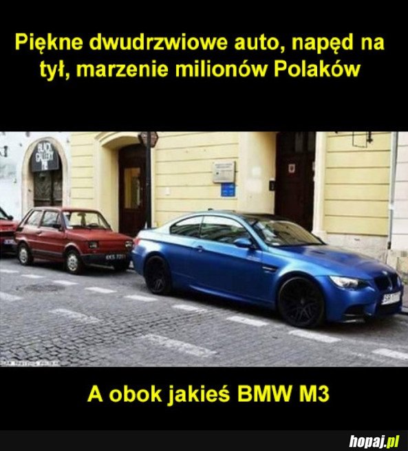 PIĘKNY SAMOCHÓD