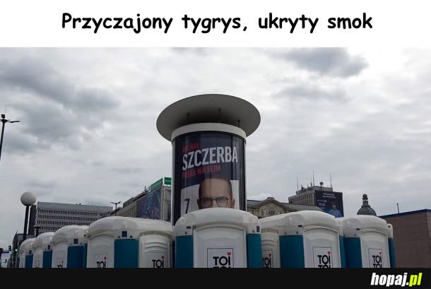 No to się przyczaił