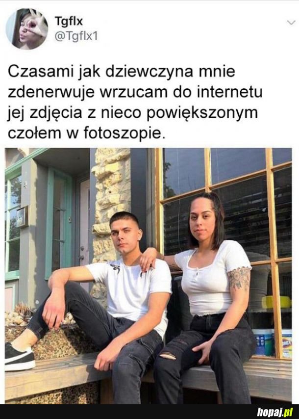 Powiększone czoło 