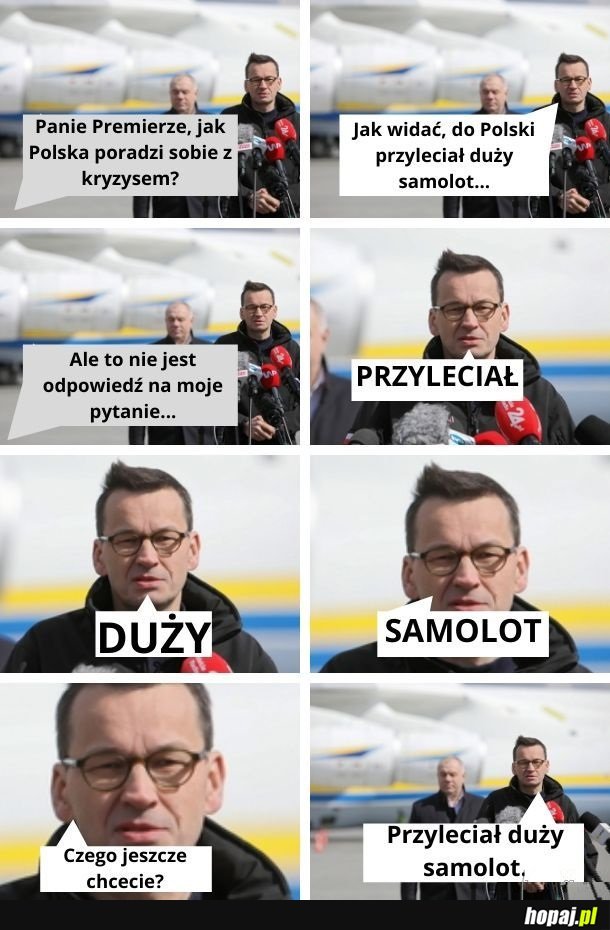 Przyleciał. Duży. Samolot.