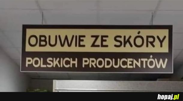 Słyszałam o okładkach książek z ludzkiej skóry, ale to to chyba nowość: