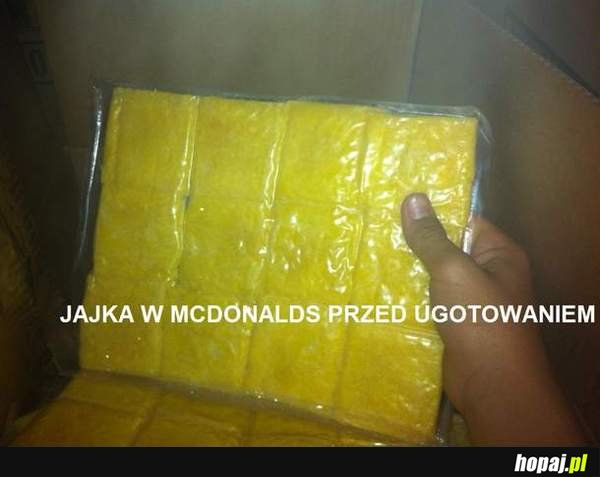 Jajka z mcdonalds przed ugotowaniem