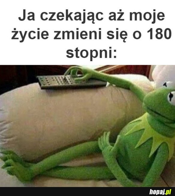 CZEKAJĄC NA LEPSZE