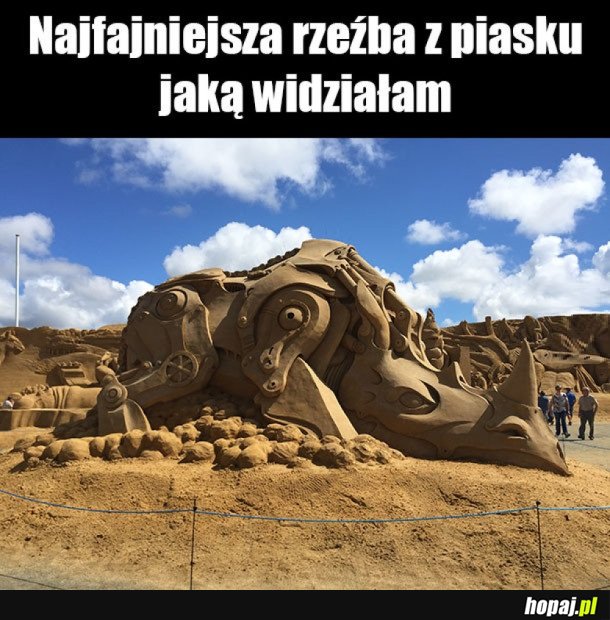 RZEŹBA Z PIASKU