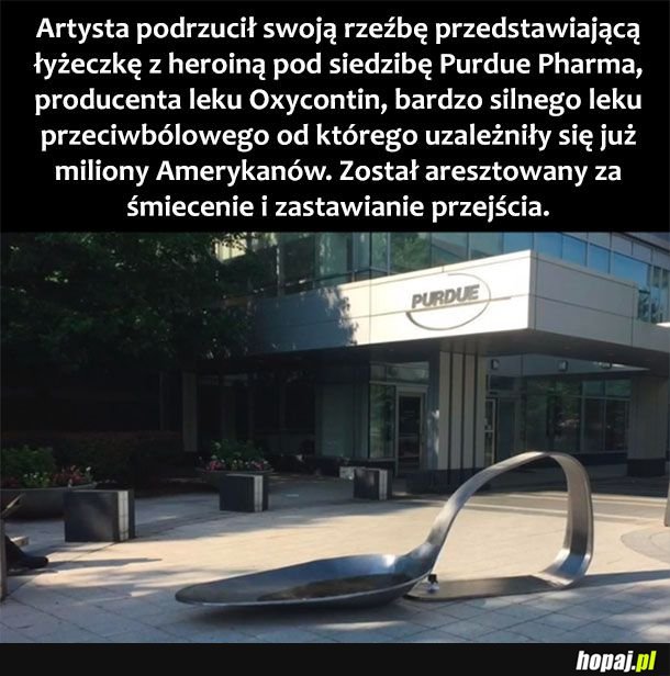  Rzeźba z heroiną 