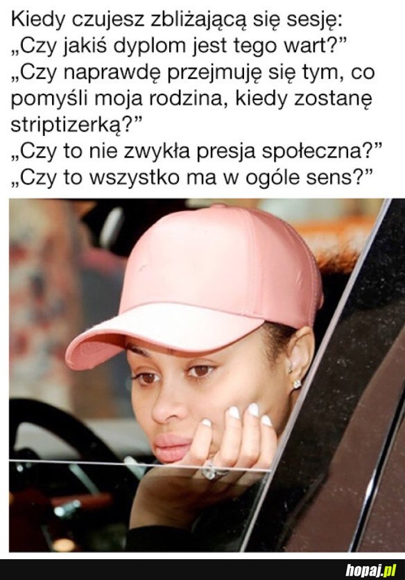 SESJA SIĘ ZBLIŻA