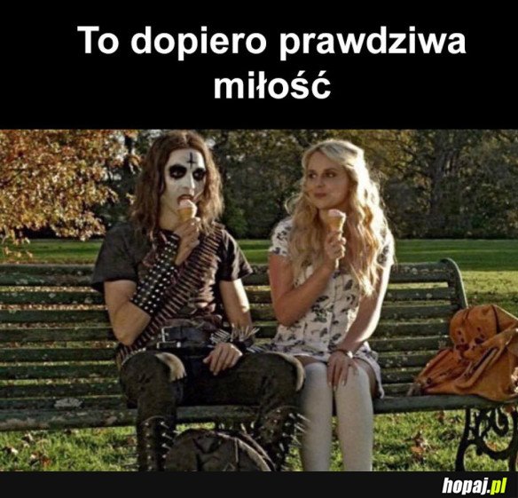 PRAWDZIWE UCZUCIE