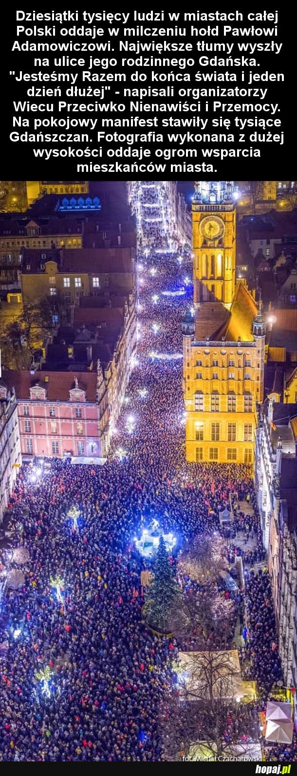 Niesamowite zdjęcie z Wiecu Przeciwko Nienawiści i Przemocy