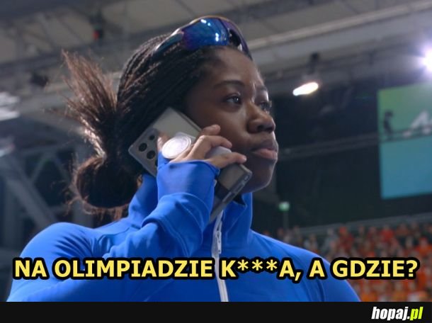 A może po prostu zamawia pizzę