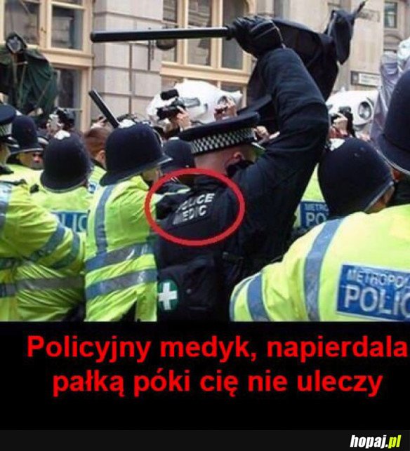 DOBRY ZIOMEK POLICJANT