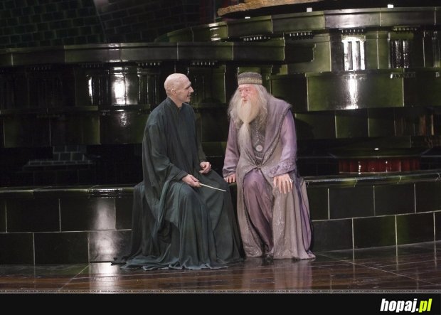 Dumbleore i Voldemort na planie