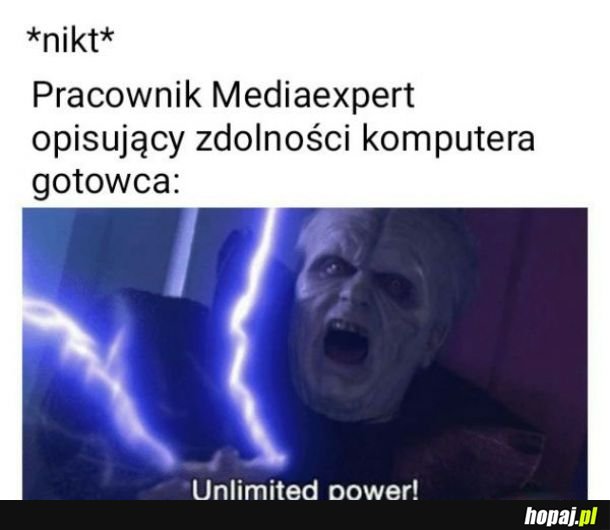  Pracownik Media Expert 